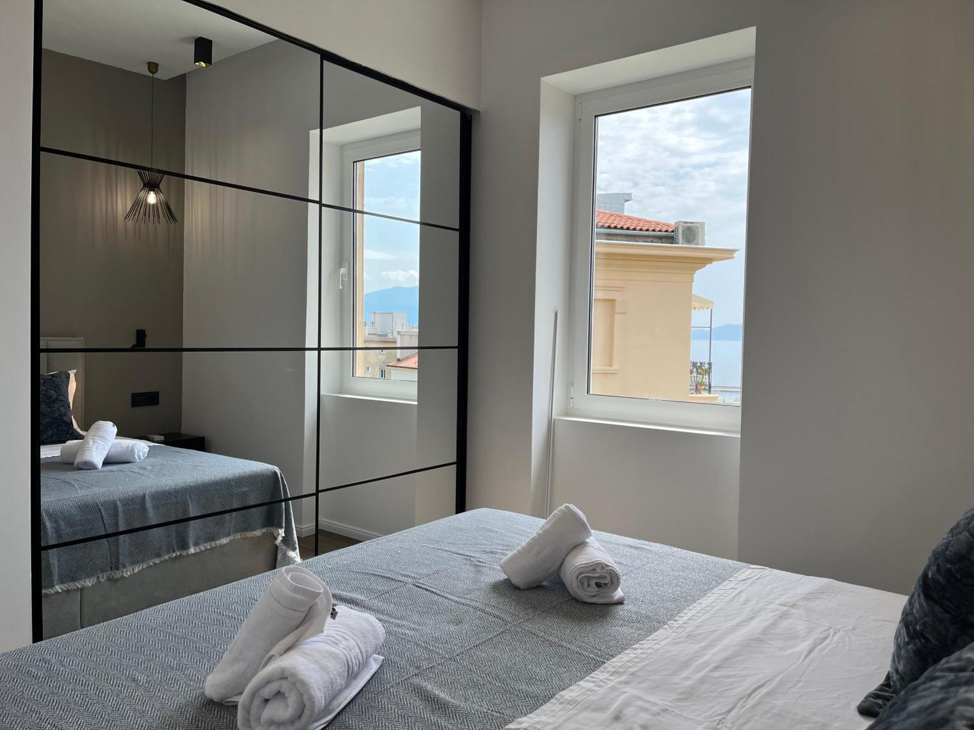 Апартаменти Jadabell 1 & 2 With Sea View Рієка Екстер'єр фото